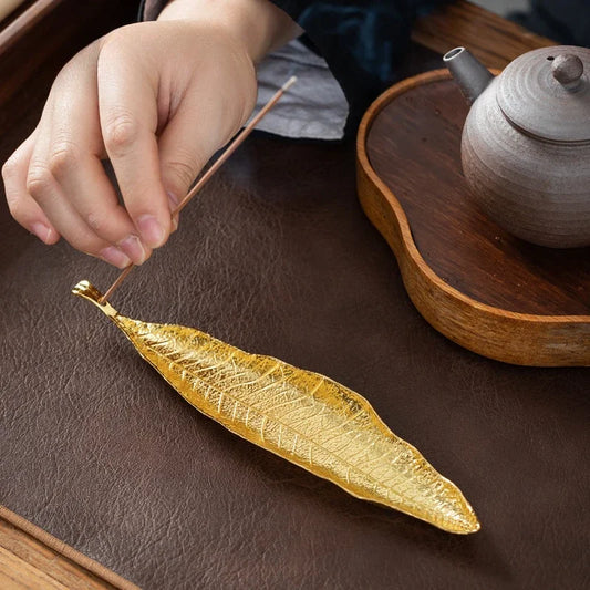 Long Leaf Incense Holder – Ash Catcher Censer for Meditation & Home Decor
